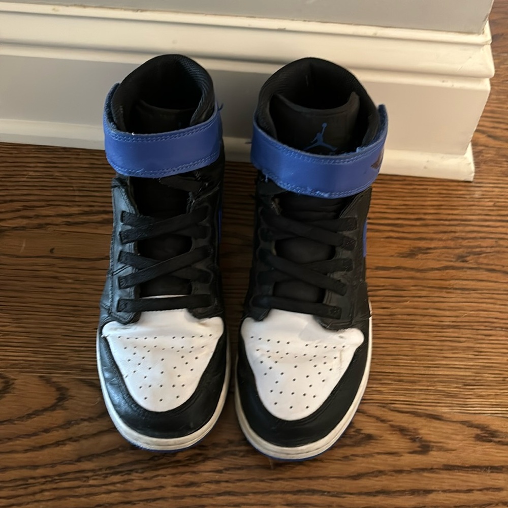 Nike Air Jordan 1 Hi FlyEase